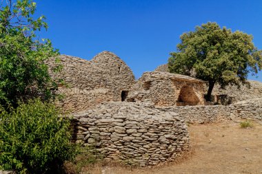 gordes, Güney Frangı yakınındaki village des bories taş kulübeleri