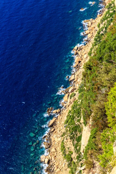 Вид з красивою мальовничому узбережжі поблизу Cassis в Souther — стокове фото