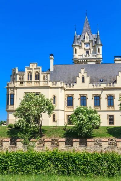 Castillo de Grafenegg cerca de Viena, Baja Austria — Foto de Stock