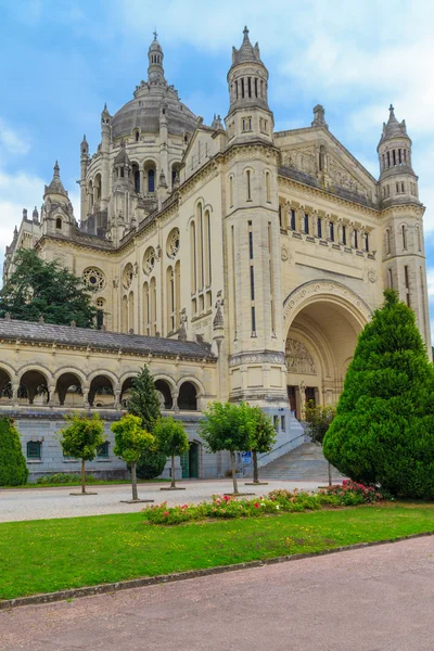 Lisieux, Basílica de Santa Teresa, Normandía, Francia —  Fotos de Stock