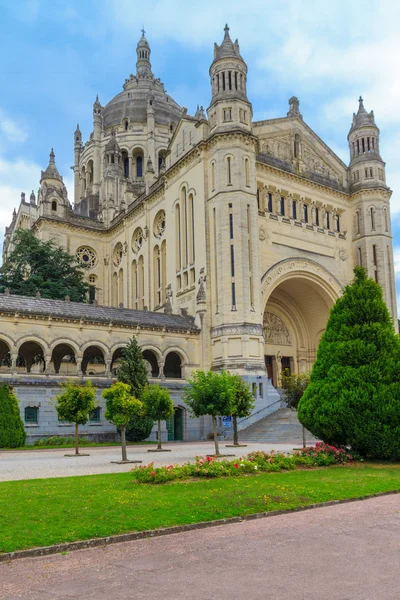 Lisieux, Bazilikası St therese, normandy, Fransa — Stok fotoğraf