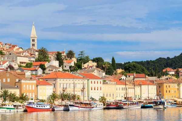 Mali losinj vízpart és a kikötő, sziget, losinj, Dalmácia, c — Stock Fotó