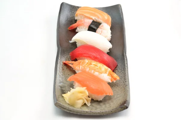 Sushi, Japanse traditionele gerechten — Stockfoto