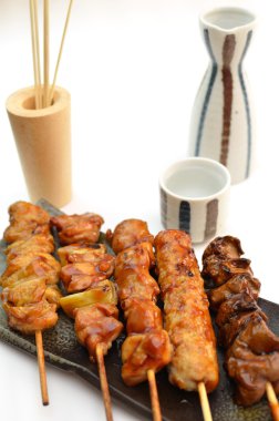 Yakitori denilen char ızgara tavuk