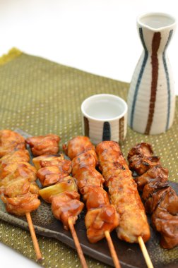 Yakitori denilen char ızgara tavuk
