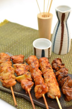 Yakitori denilen char ızgara tavuk