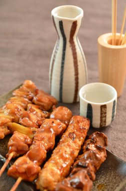 Yakitori denilen char ızgara tavuk