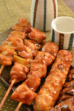 Yakitori denilen char ızgara tavuk