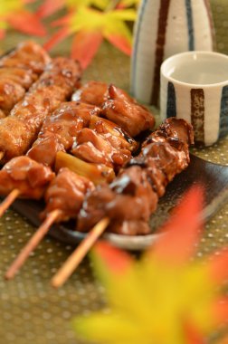 Yakitori denilen char ızgara tavuk