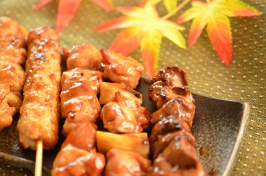 Yakitori denilen char ızgara tavuk