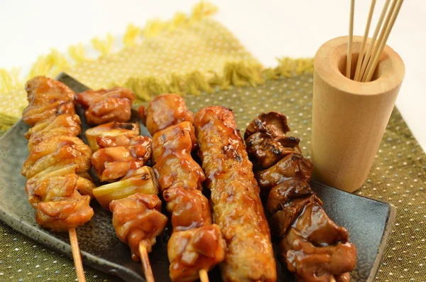 Yakitori denilen char ızgara tavuk