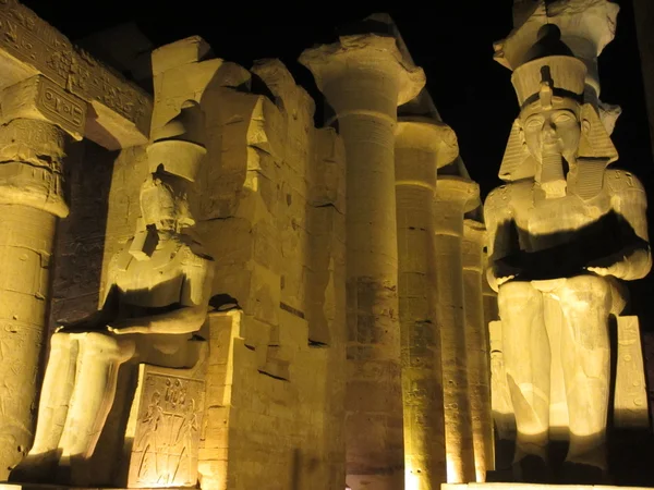 Luxor à noite Imagens Royalty-Free