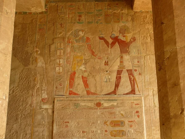 Hatshepsut's temple — Stock Photo, Image