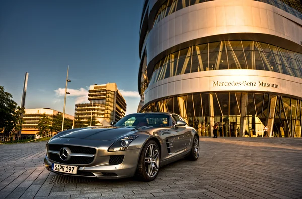 Mercedes-Benz Museum Rechtenvrije Stockfoto's