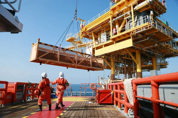 Crews Boat Moving Passenger Cargo Platform Supply Boat Oil Gas — Stock Photo, Image