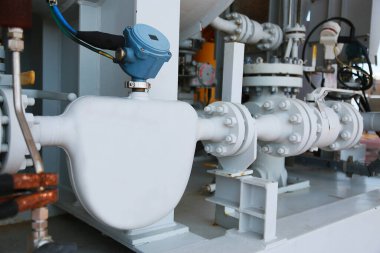 Verici veya akış dönüştürücü ekipman işlev akış ve Plc mantık gönderilen işlemci petrol ve gaz üretim sürecinde, petrol ve gaz endüstrisi ve ekipman bakım modu altında elektronik cihaz için.