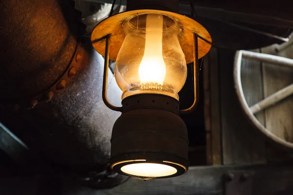 Lanterna muito antiga — Fotografia de Stock