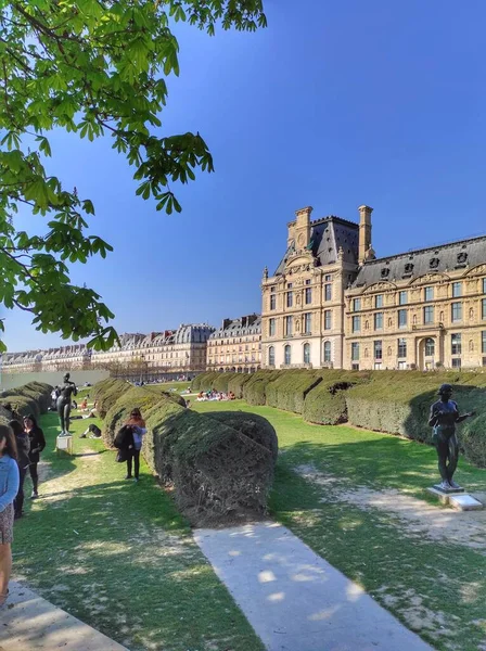 Παρίσι Γαλλία Ιουνίου 2022 Κήποι Tuileries Στο Παρίσι Αρχιτεκτονική Παρίσι — Φωτογραφία Αρχείου