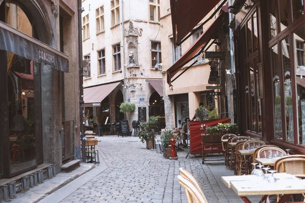 Lyon Francia Junio 2022 Restaurantes Centro Ciudad Acogedoras Calles Antiguas — Foto de Stock