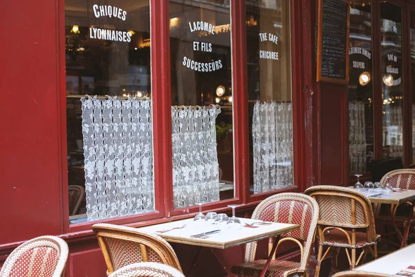 Lyon Francia Junio 2022 Mesas Acogedor Restaurante Calle Barrio Saint — Foto de Stock
