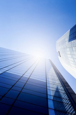 PARIS, FRANCE - 16 Haziran 2022: Finans bölgesindeki modern ofis binaları