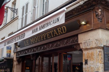 Paris, France - September 04, 2022: Restaurant Le Mouffetard Located on the corner of Rue Mouffetard and Rue de l'Arbalette in the protected historical area of Paris