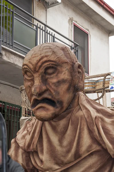 savaş arabası karnaval adam
