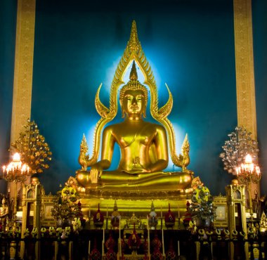 phra buda chinnarat