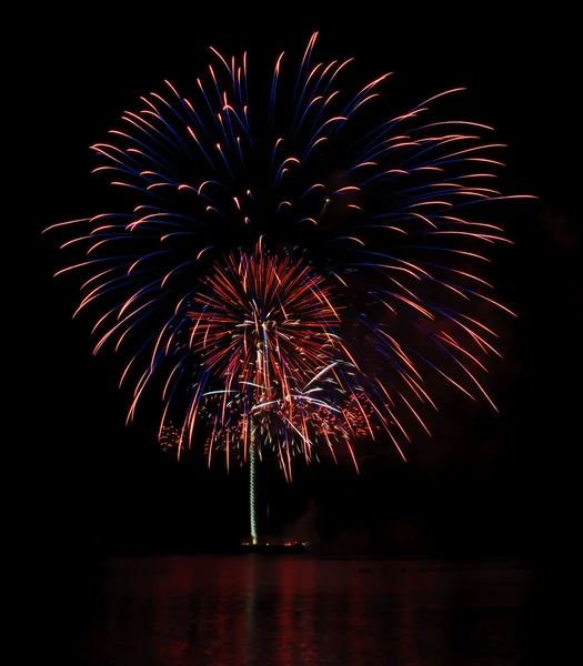 Fireworks in the sea — Stock Photo, Image