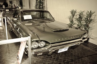 Ford Thunderbird