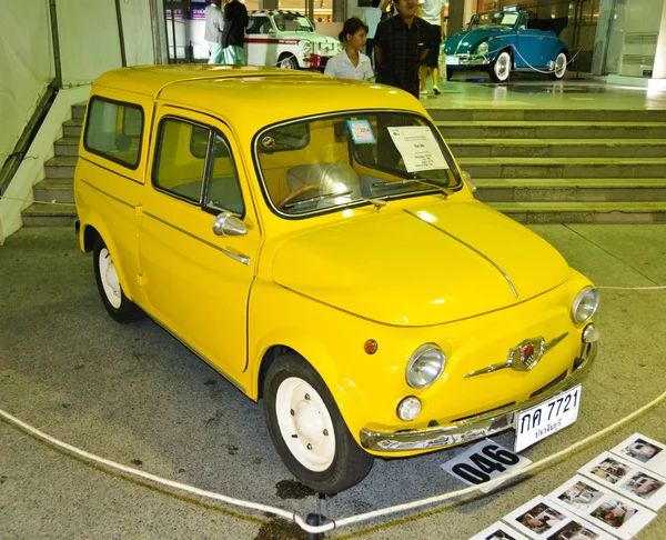 Fiat 500 — Zdjęcie stockowe