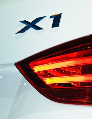 BMW x 1 arka ışık