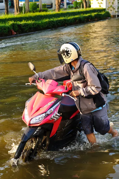 Severe flood in Bangkok, Thailand — Stock Photo, Image