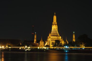 WAT Arun of (tapınak Dawn)