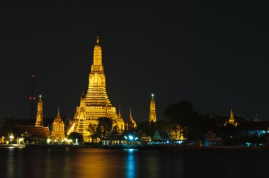 WAT Arun of (tapınak Dawn)