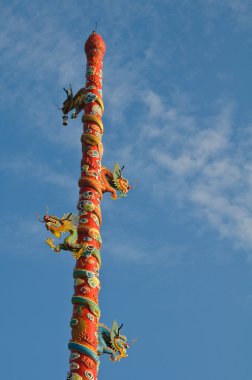 Çin stili dragon kutup