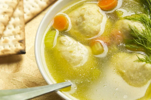 Sopa de bola matzoh — Fotografia de Stock