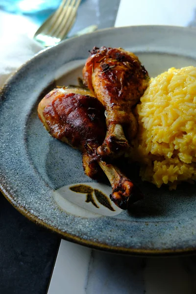 Cena Peruana Pollo Brasa Patas Pollo Con Risotto Arroz Aji —  Fotos de Stock