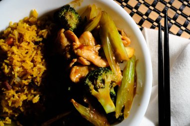 Chinese szechuan garlic chicken combo with pork fried rice