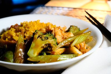 Chinese szechuan garlic chicken combo with pork fried rice