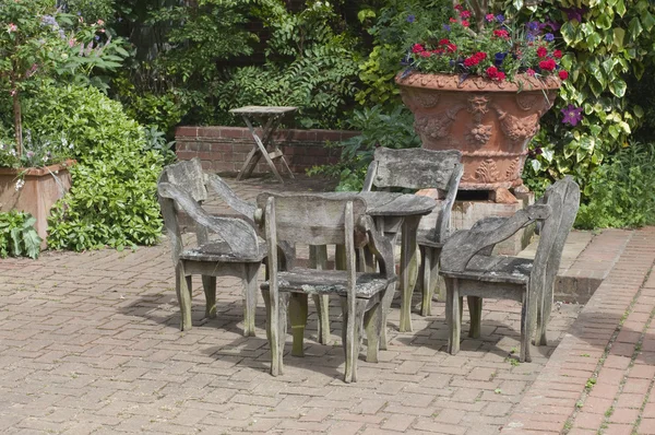 English garden table — Stock Photo, Image