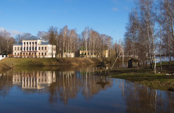 Uma antiga cidade russa de Uglich — Fotografia de Stock