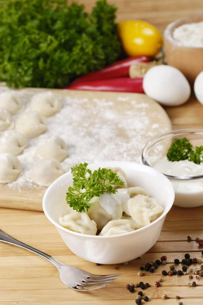 Fresh boiled meat dumplings — Stock Photo, Image