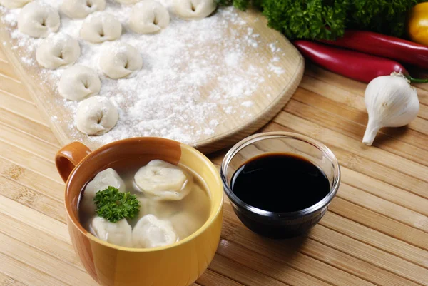 Wonton soppa Asien mat — Stockfoto