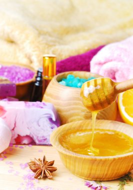 Spa ayarı doğal sabun ve deniz tuzu