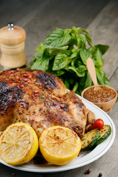 Baked tasty hot chicken — Stock Photo, Image