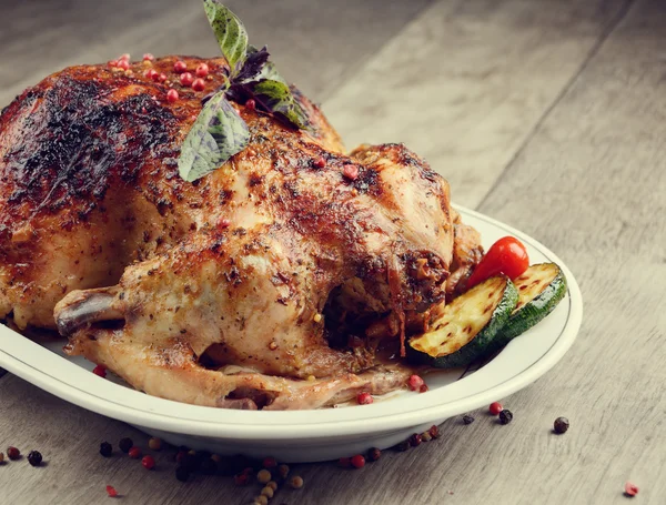 Baked tasty hot chicken — Stock Photo, Image