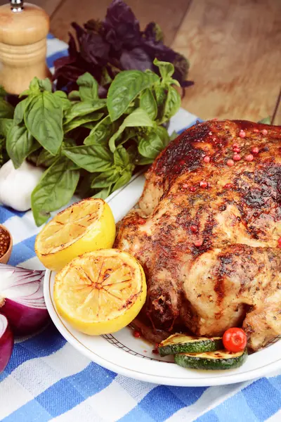 Baked tasty hot chicken — Stock Photo, Image