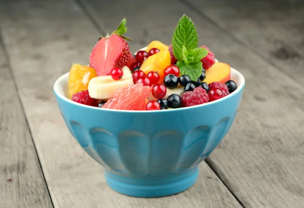 Salada de frutas saborosa fresca — Fotografia de Stock