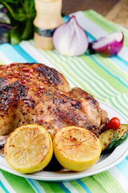 fırında lezzetli sıcak tavuk